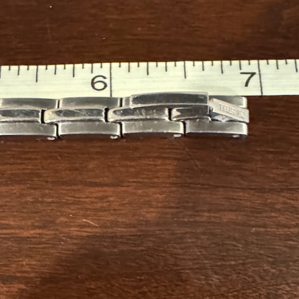 Citizens Women’s Stainless Steel Bracelet (missing 1 stone) vintage - Picture 6 of 7